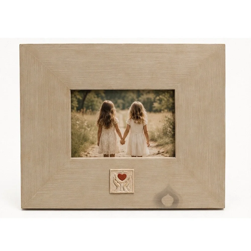 Willow Tree Susan Lordi Picture Frame 4x6 Hands Heart DEMDACO 2006